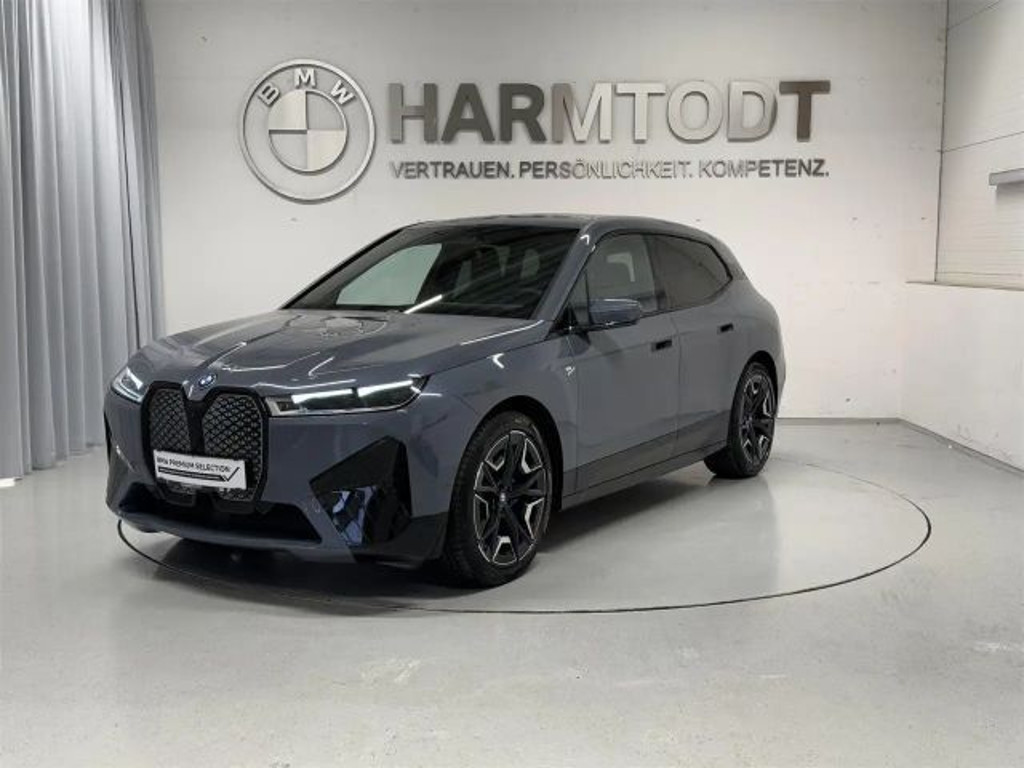 BMW iX xDrive40