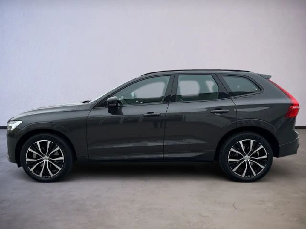 Volvo XC60 Plus Dark