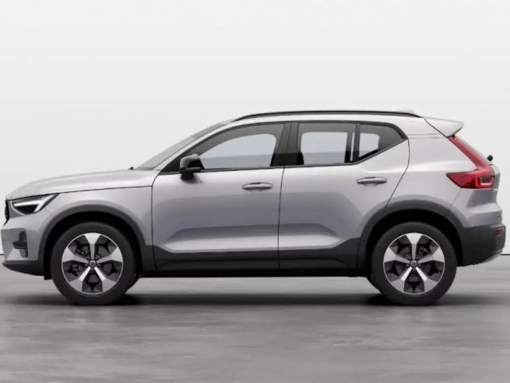Volvo XC40 Plus Dark