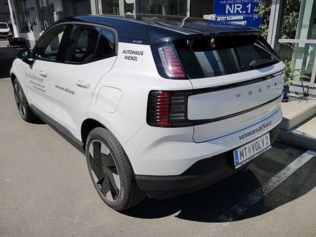 Volvo EX30 AWD Plus Vierwielaandrijving Performance Twin motor