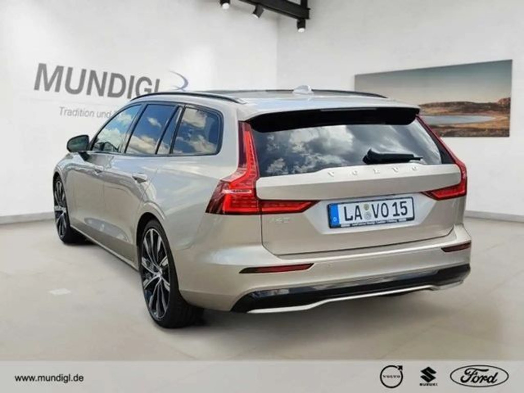 Volvo V60 Ultimate Dark