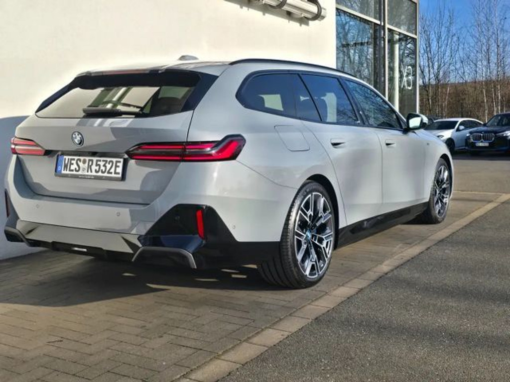 BMW 5 Serie 530 M-Sport Touring 530e