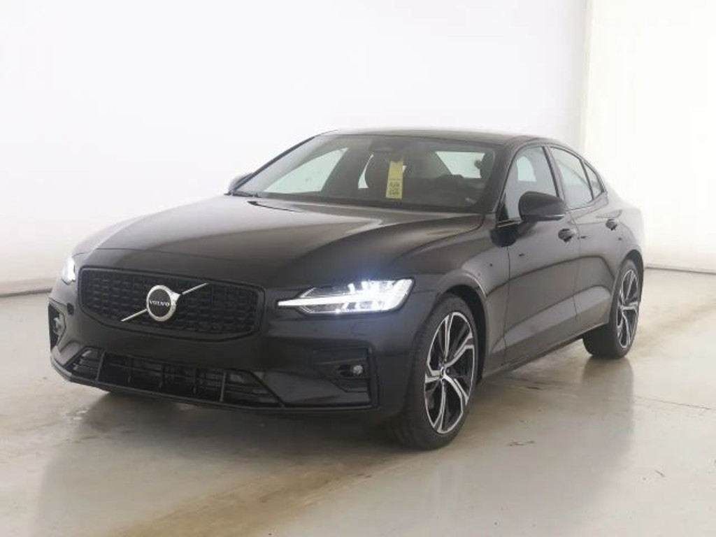 Volvo S60 Plus Dark