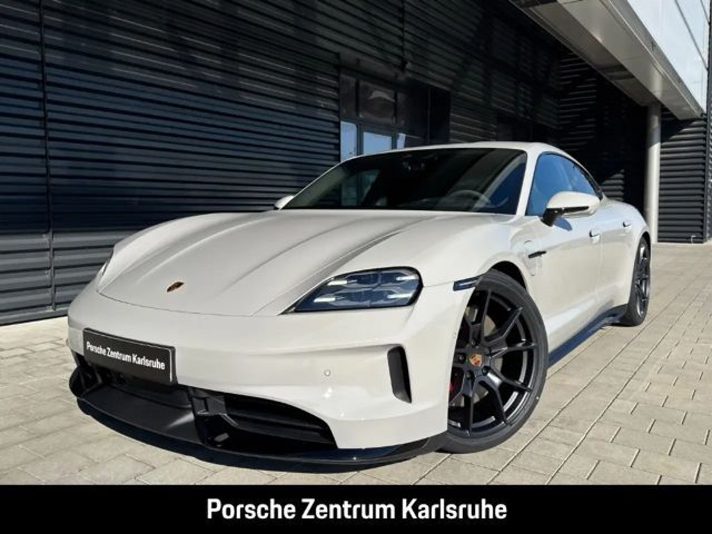 Porsche Taycan GTS