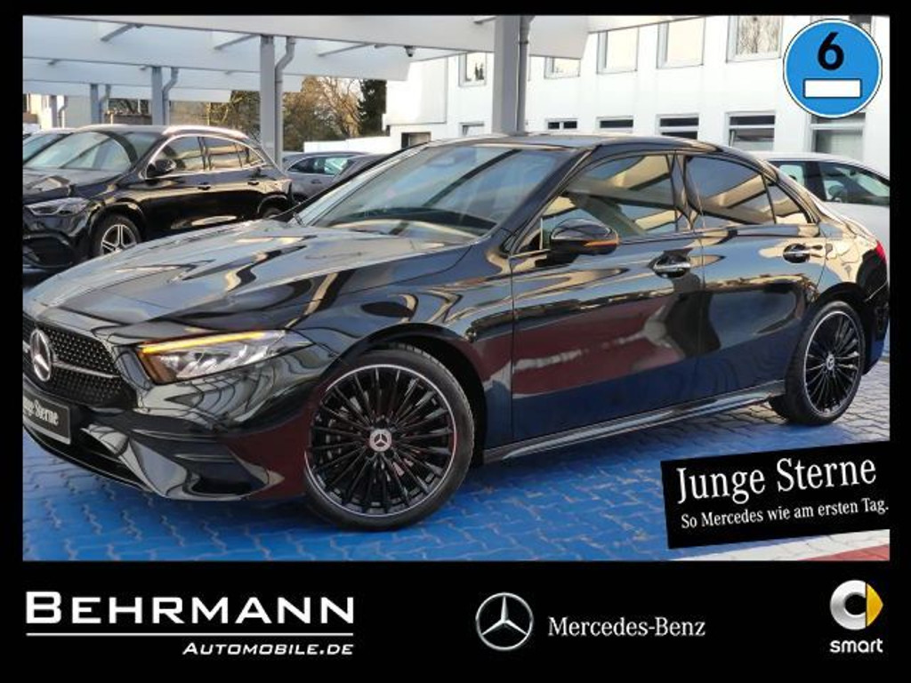 Mercedes-Benz A-Klasse A 220 AMG Line A 220 d