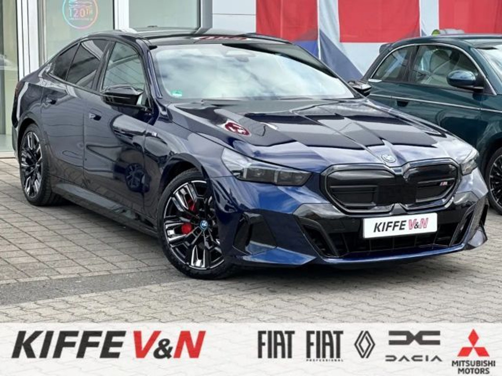 BMW i5 xDrive Sedan M60