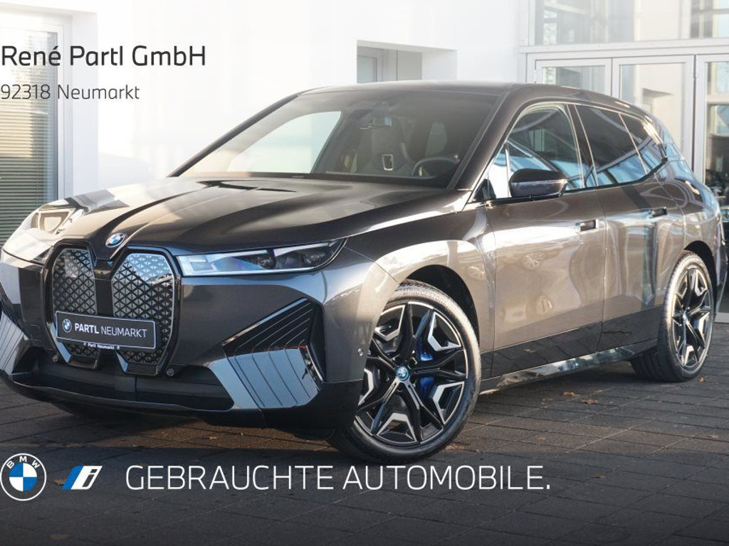 BMW iX xDrive50