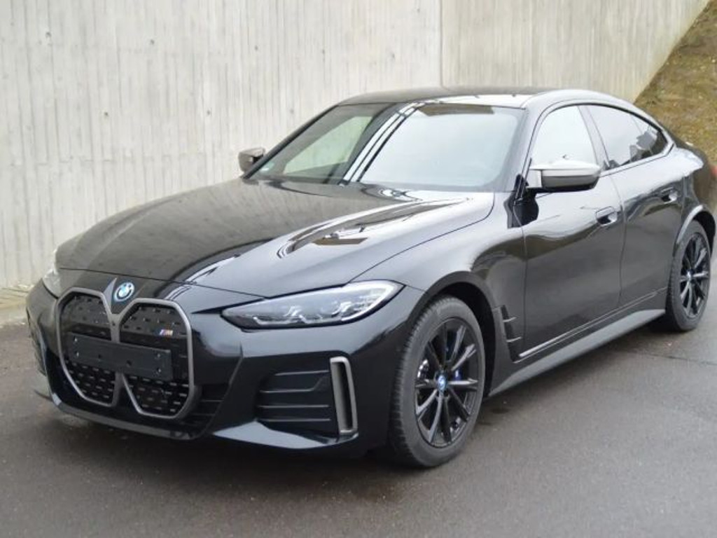 BMW i4 Coupé Gran Coupé Sedan M50