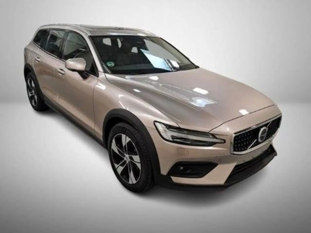 Volvo V60 Cross Country AWD Ultimate