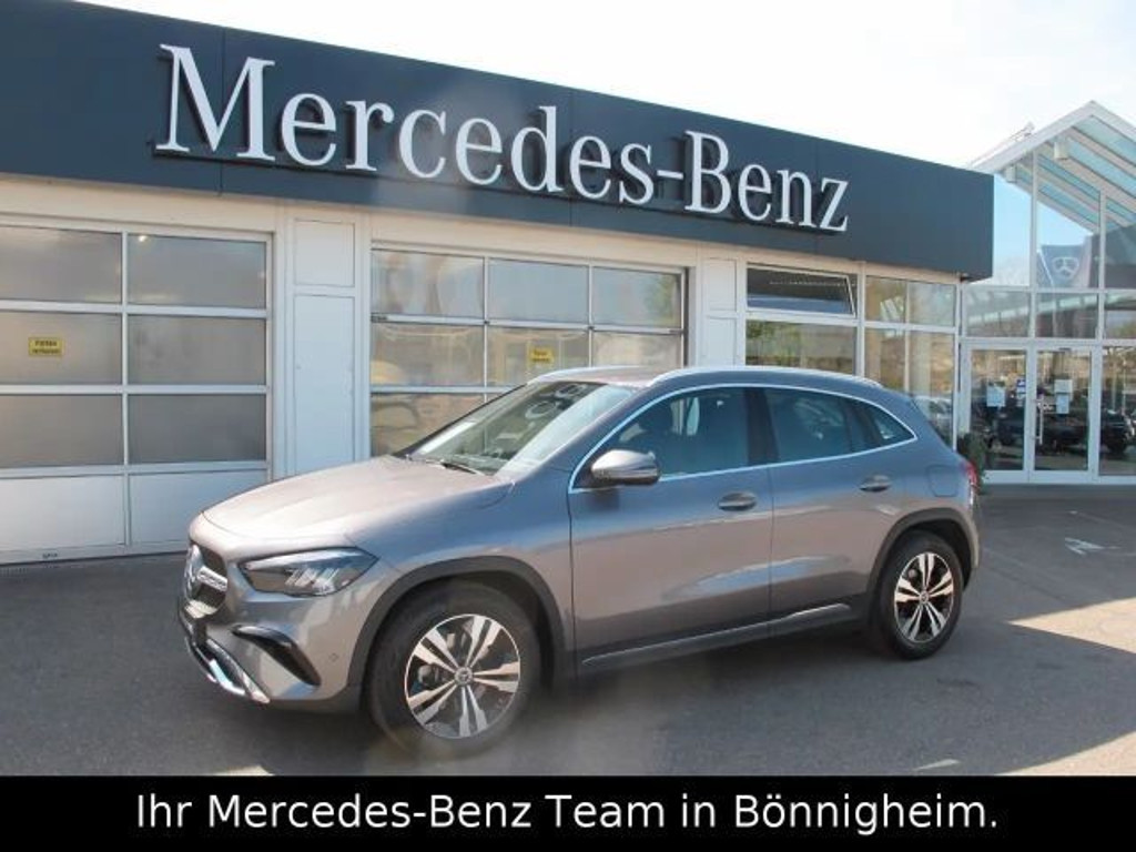 Mercedes-Benz GLA-Klasse GLA 180 AHV / Winter-Paket / RFK