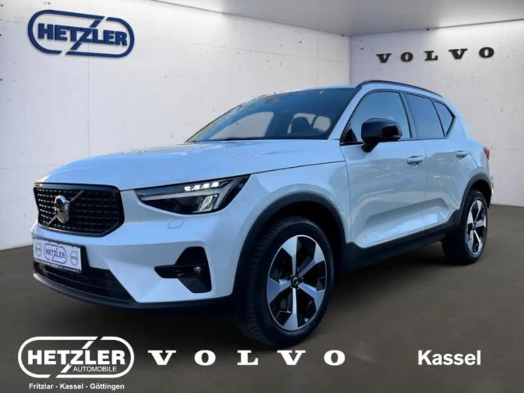 Volvo XC40 Plus Bright