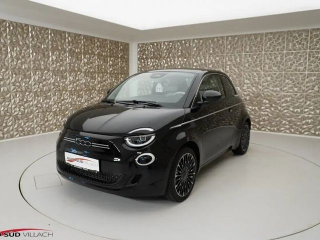 Fiat 500e La Prima