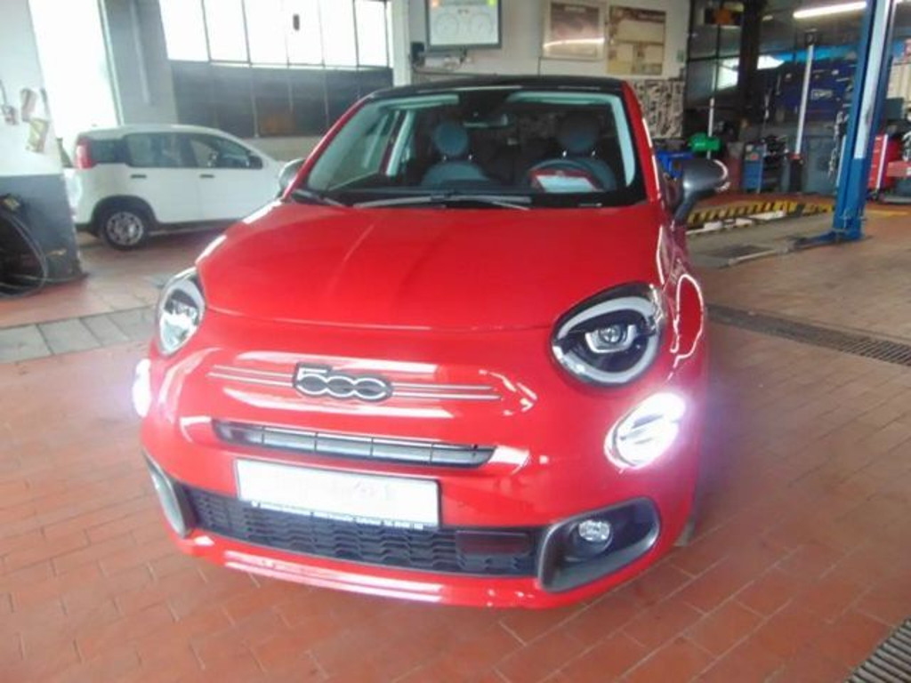 Fiat 500X RED Dolcevita