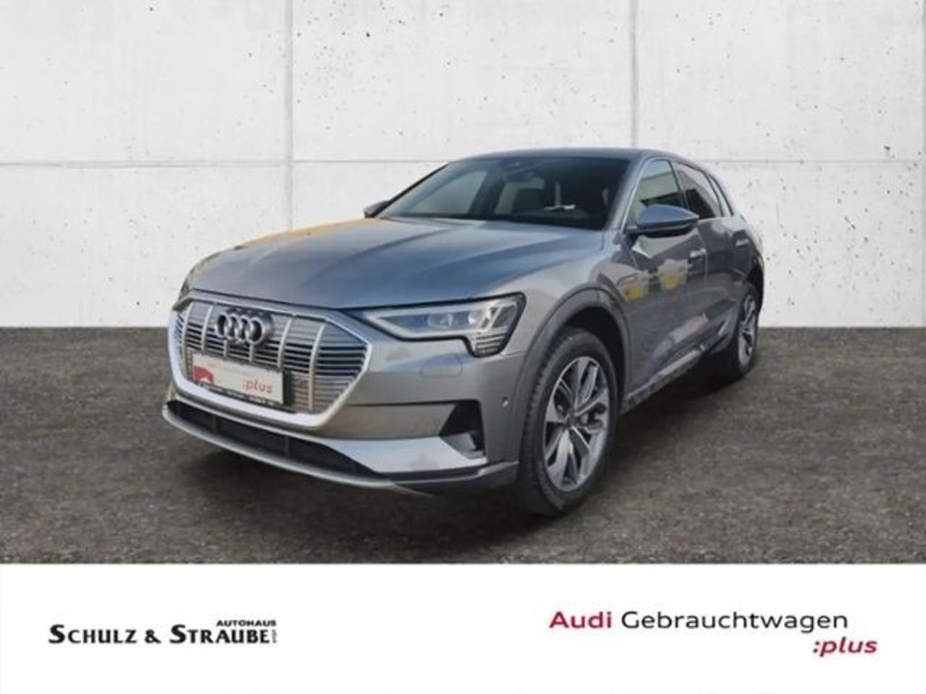 Audi e-tron Quattro 50