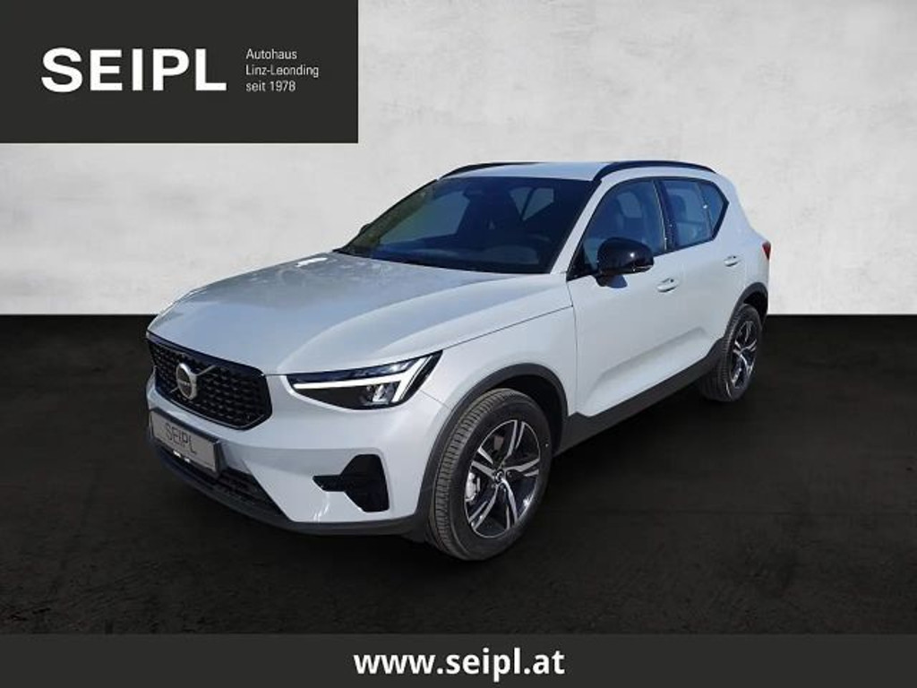 Volvo XC40 Plus Dark