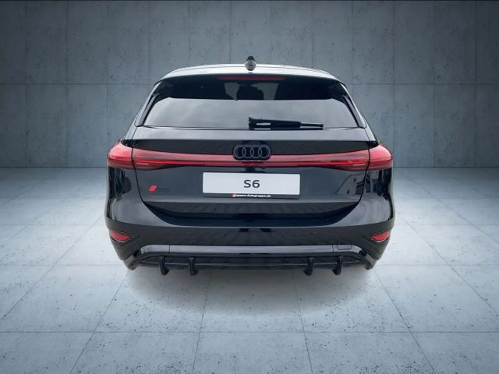 Audi S6 e-tron