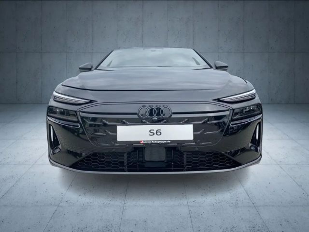 Audi S6 e-tron