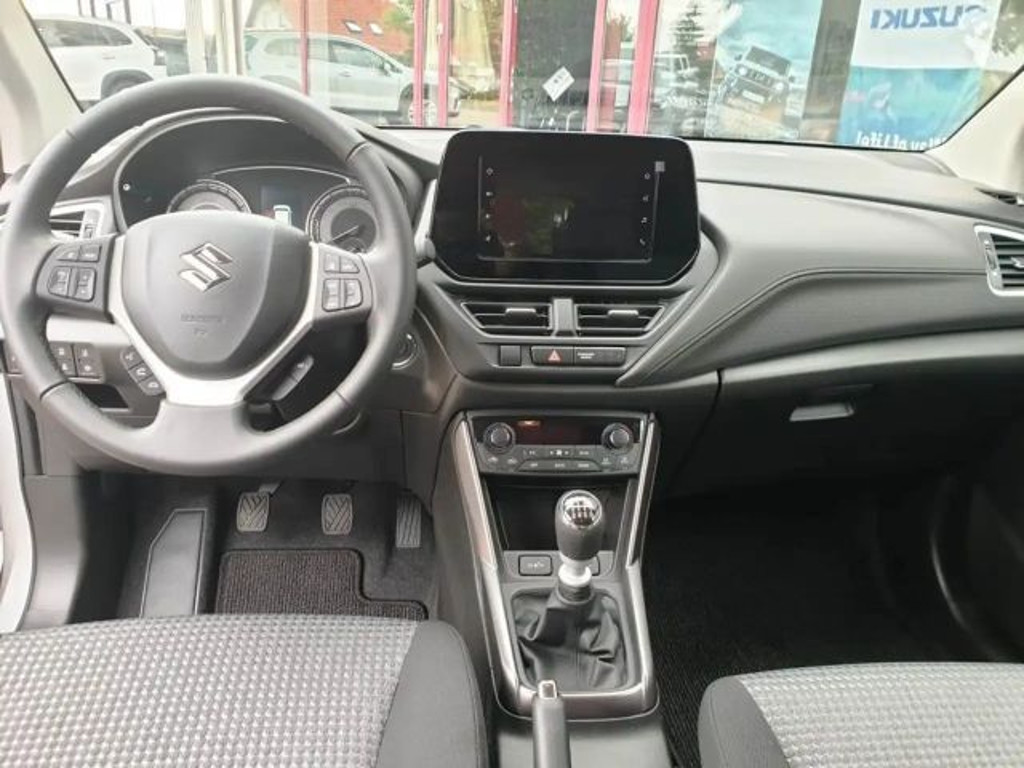 Suzuki S-Cross