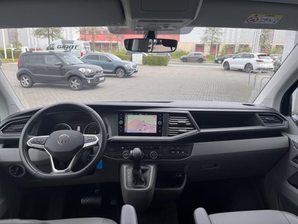 Volkswagen Caravelle