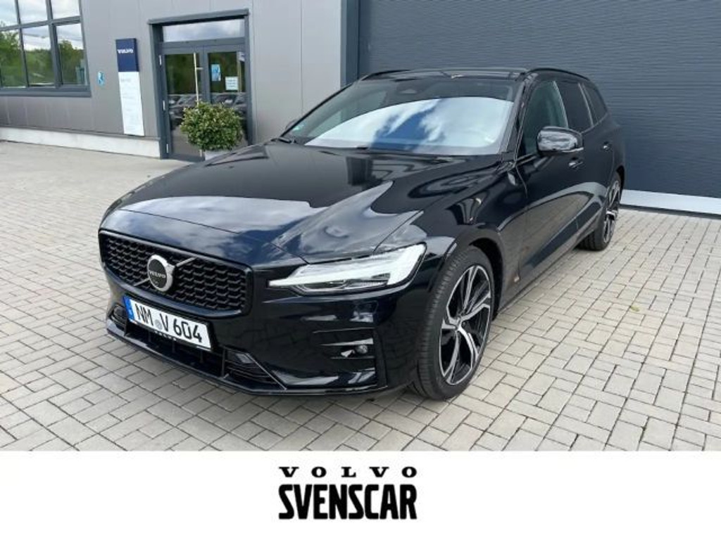 Volvo V60 Plus Dark