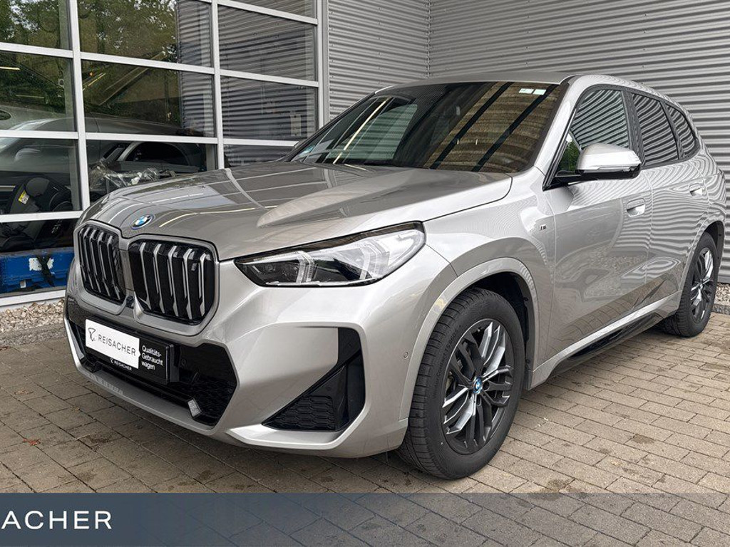 BMW iX1 xDrive30