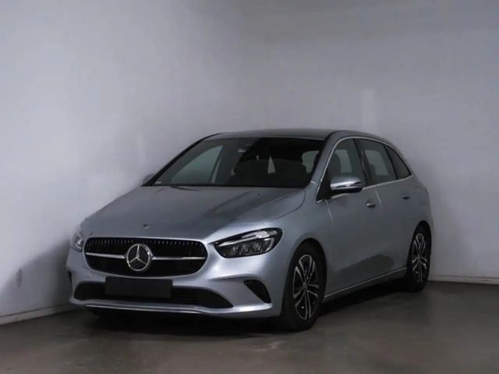 Mercedes-Benz B-Klasse B 180 Totwinkel / Winter-Paket / Kamera /  MBUX