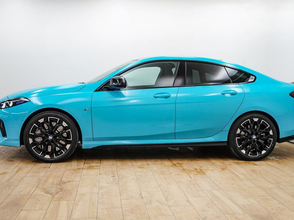 BMW M235