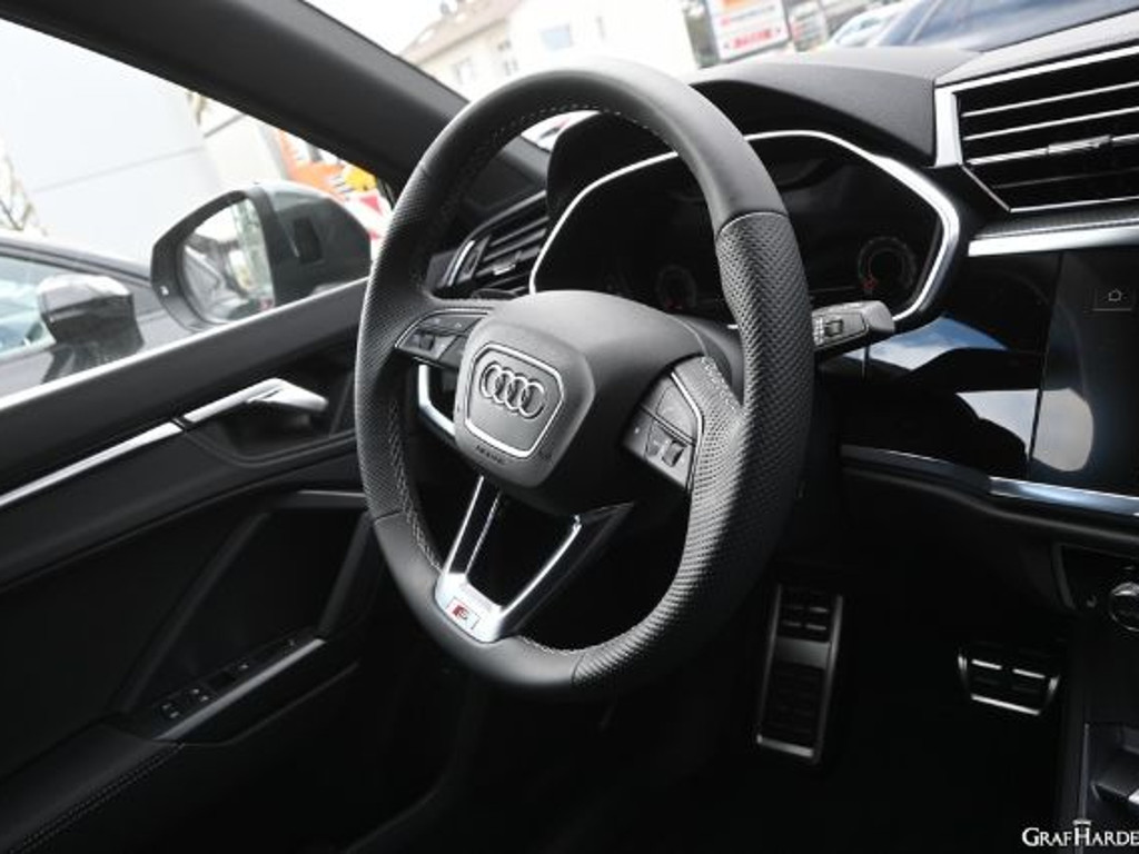 Audi Q3 S-Line S-Tronic 35 TDI