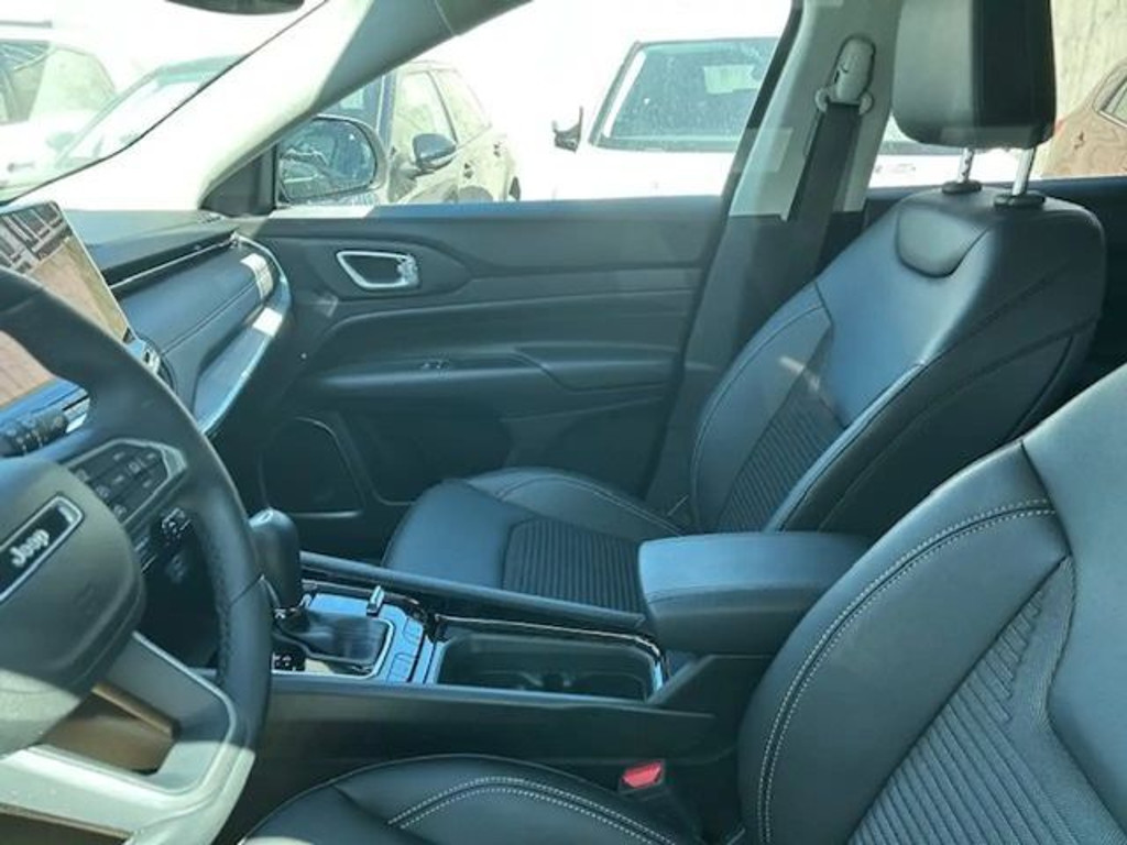 Jeep Compass Limited Hybrid 4x4