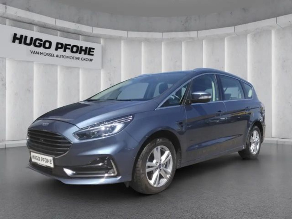 Ford S-Max Titanium