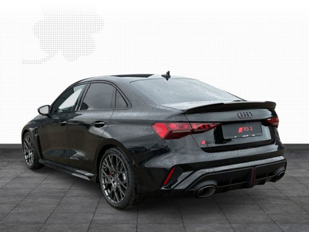 Audi RS3 Sedan Quattro S-Tronic
