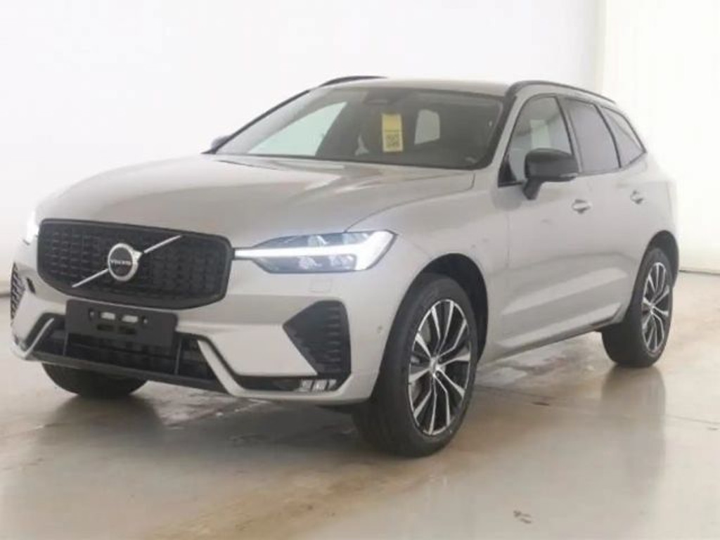 Volvo XC60 Plus Dark