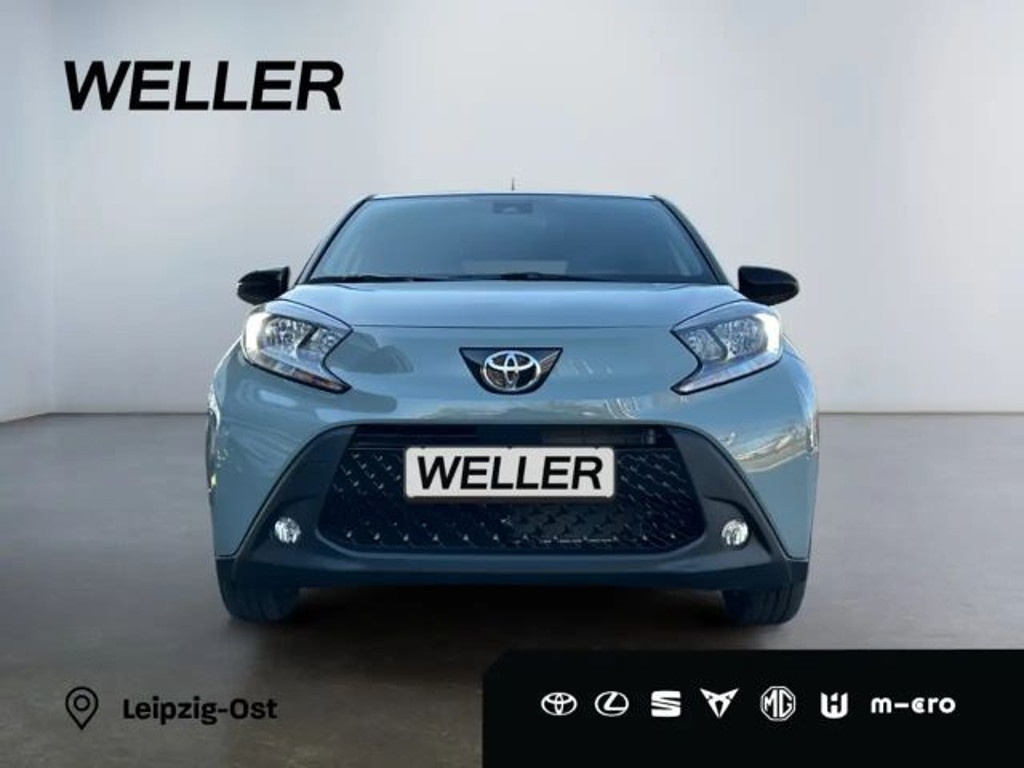 Toyota Aygo X Bi-Tone Hatchback