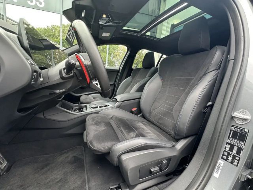 BMW 1 Serie 135 xDrive Sedan