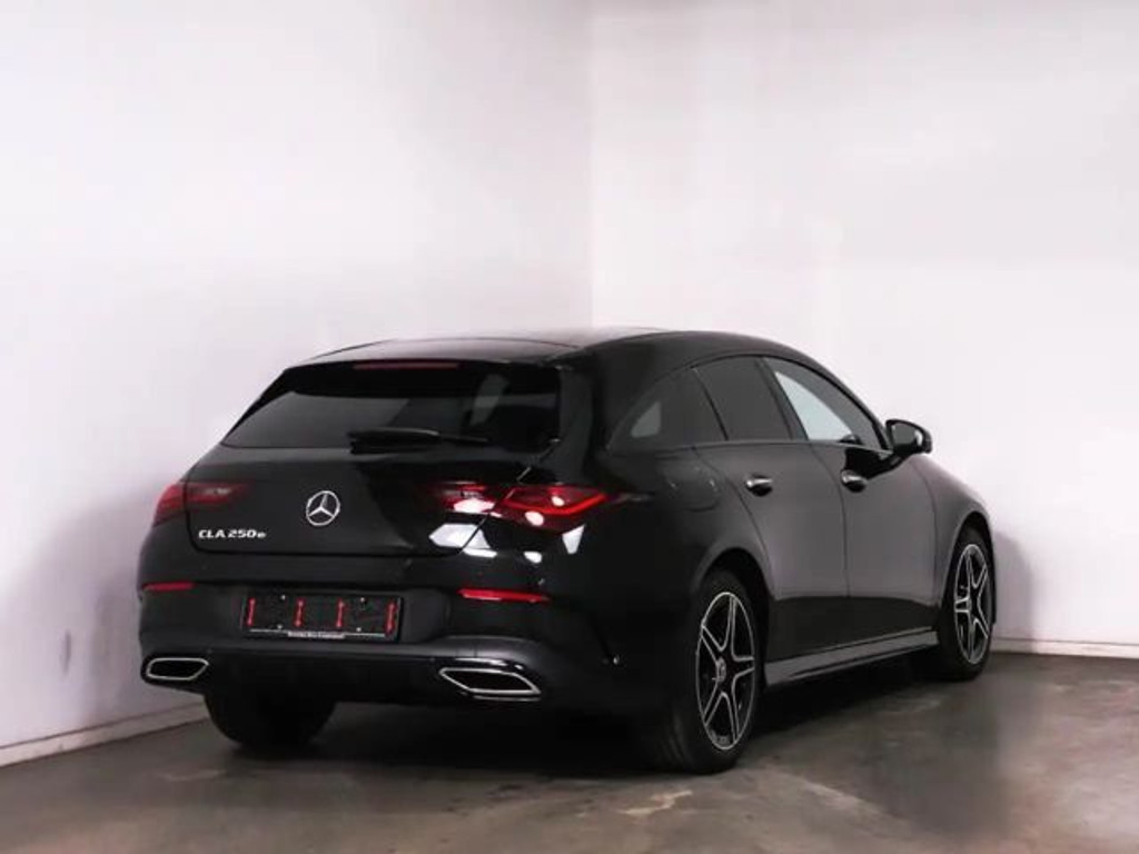 Mercedes-Benz CLA-Klasse CLA 250 AMG Line Shooting Brake CLA 250 e