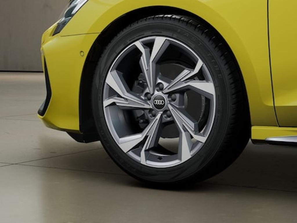 Audi A3 Sedan S-Line S-Tronic 30 TFSI