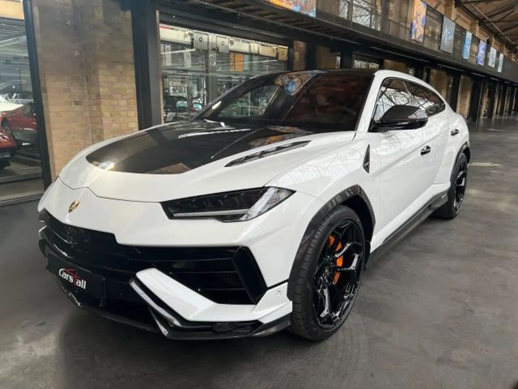 Lamborghini Urus Performante