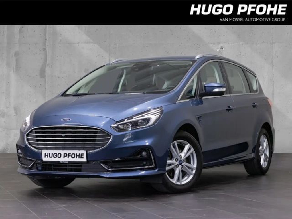 Ford S-Max Titanium