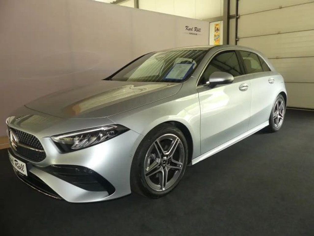 Mercedes-Benz A-Klasse A 200 AMG Line Hatchback