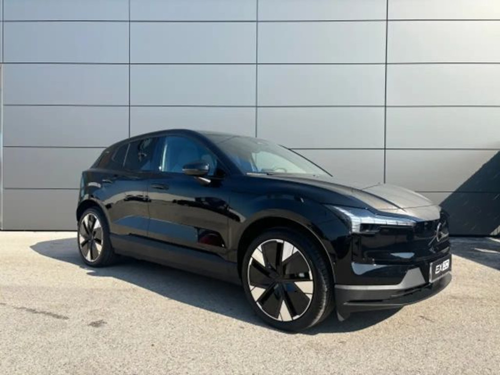 Volvo EX30 Extended range Single motor Ultra