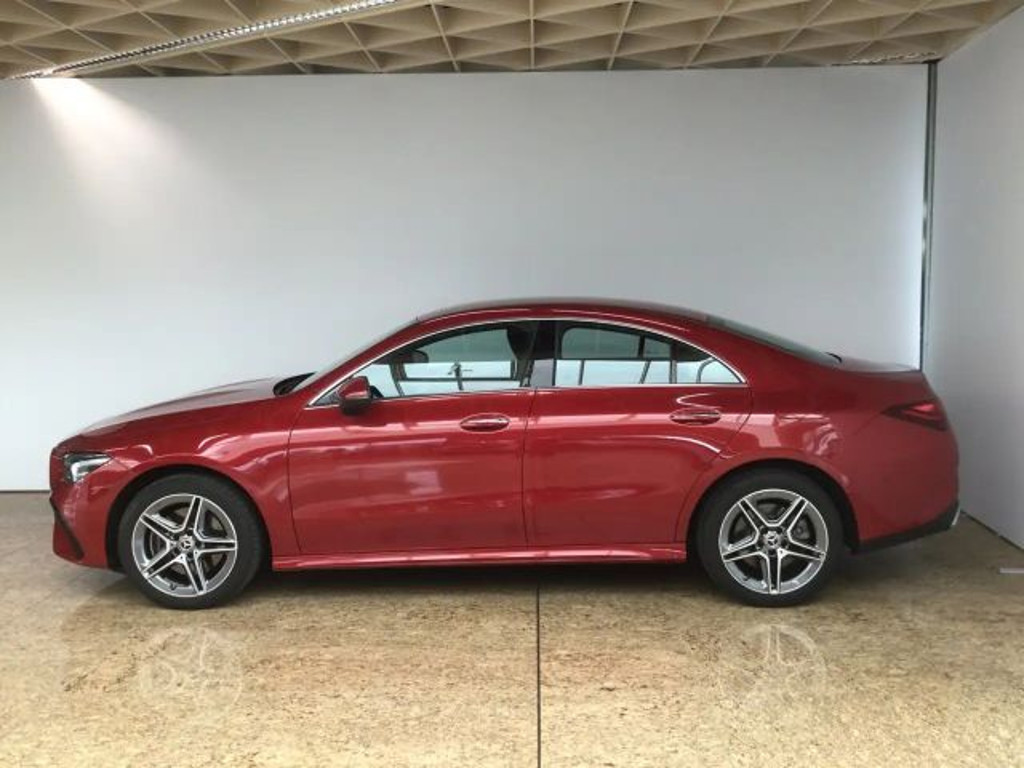 Mercedes-Benz CLA-Klasse CLA 250 AMG Line Coupé CLA 250 e
