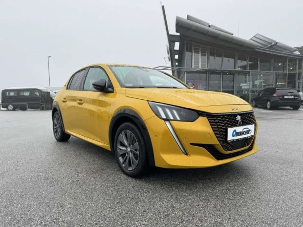 Peugeot e-208
