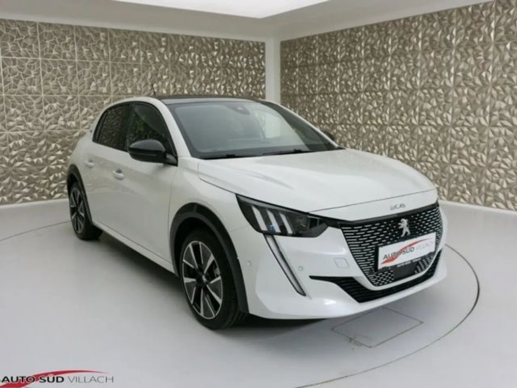 Peugeot e-208