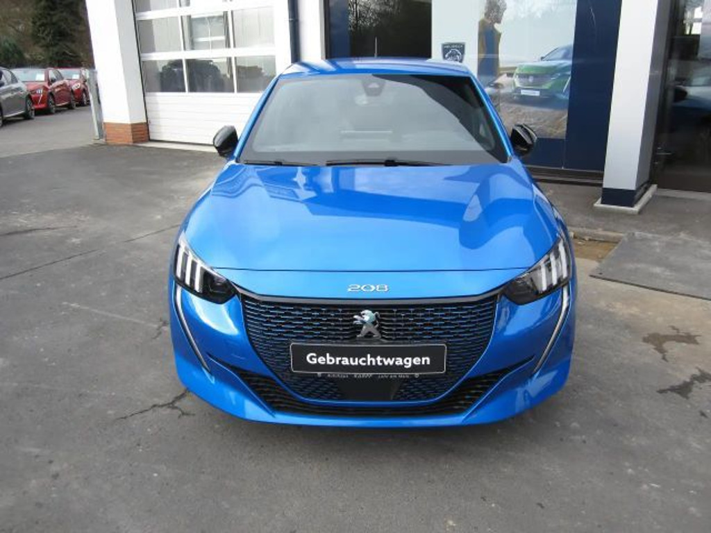 Peugeot e-208