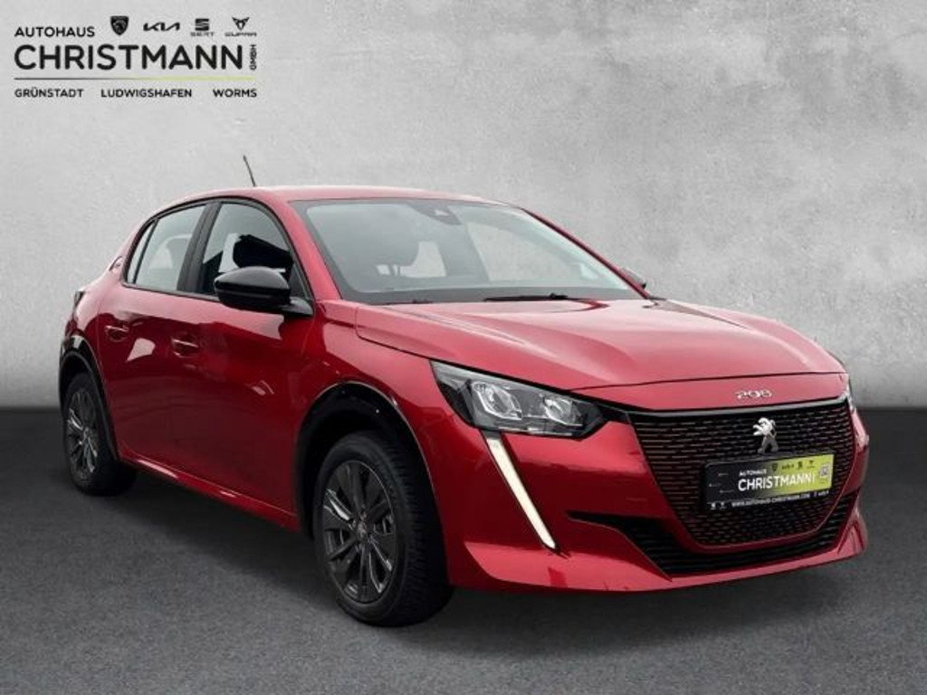 Peugeot e-208