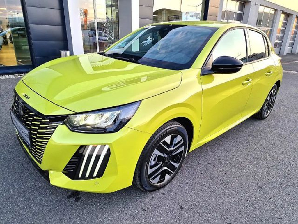 Peugeot e-208