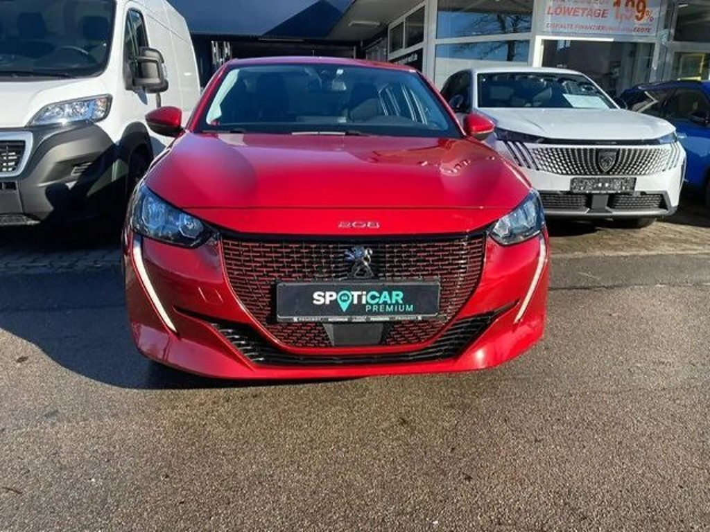 Peugeot e-208