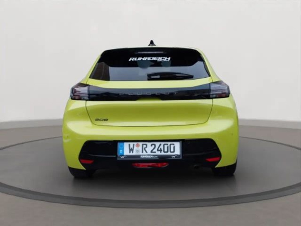 Peugeot e-208