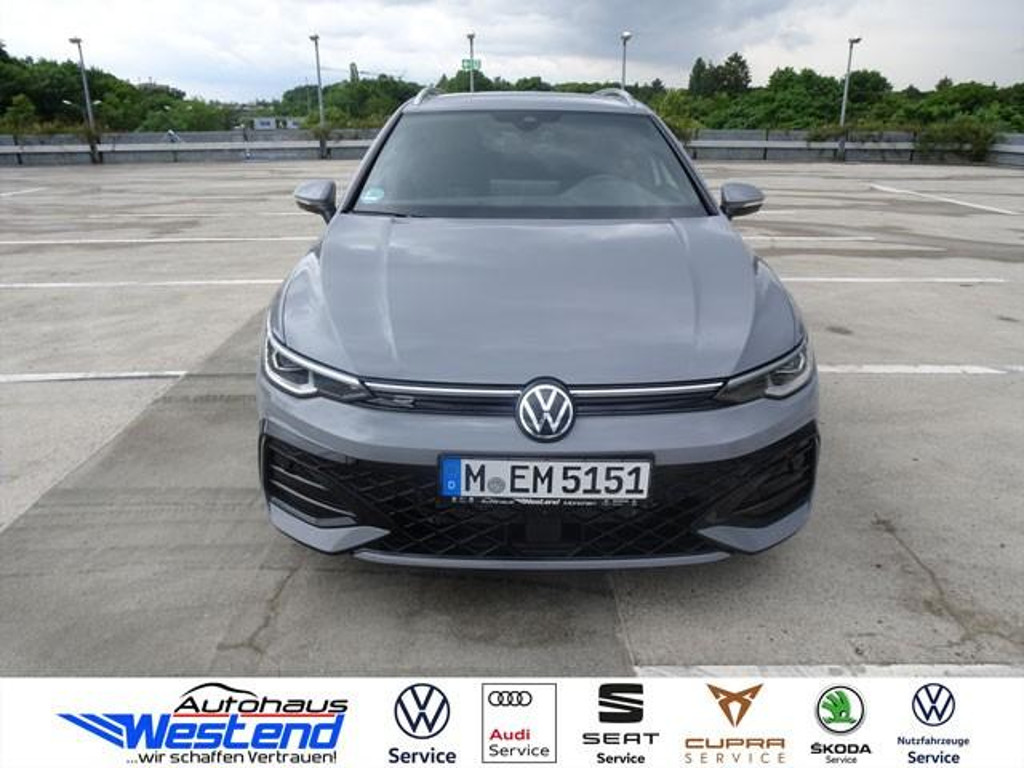 Volkswagen Golf DSG Variant R-Line