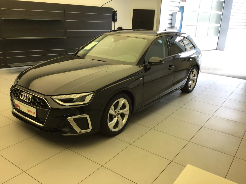 Audi A4 Avant S-Line 30 TDI